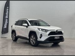 Photo of the vehicle Toyota RAV4