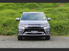 Photo of the vehicle Mitsubishi Outlander