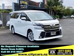 Photo of the vehicle Toyota Vellfire