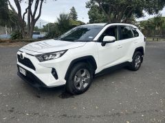 Photo of the vehicle Toyota RAV4