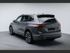 Photo of the vehicle Volkswagen Tiguan