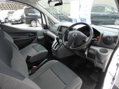 Photo of the vehicle Nissan NV200