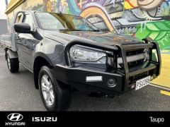 Photo of the vehicle Isuzu D-Max