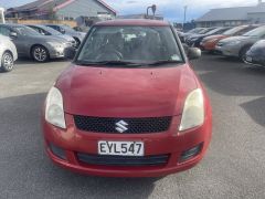 Photo of the vehicle Suzuki Swift