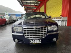 Photo of the vehicle Chrysler 300C