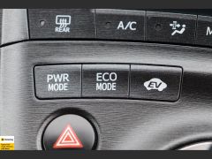 Photo of the vehicle Toyota Prius