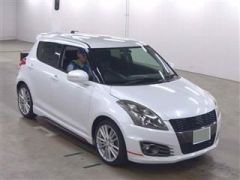 Photo of the vehicle Suzuki Swift