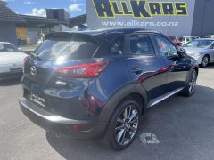 Photo of the vehicle Mazda CX-3