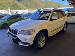 Photo of the vehicle BMW X5