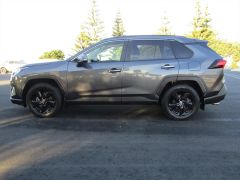 Photo of the vehicle Toyota RAV4