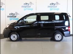 Photo of the vehicle Nissan NV200