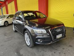 Photo of the vehicle Audi Q5