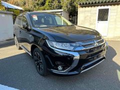 Photo of the vehicle Mitsubishi Outlander