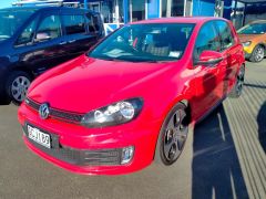 Photo of the vehicle Volkswagen Golf