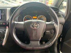 Photo of the vehicle Toyota Wish