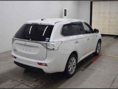 Photo of the vehicle Mitsubishi Outlander