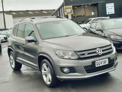 Photo of the vehicle Volkswagen Tiguan