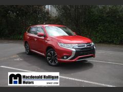 Photo of the vehicle Mitsubishi Outlander