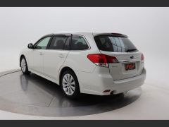 Photo of the vehicle Subaru Legacy