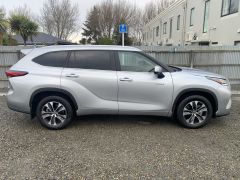 Photo of the vehicle Toyota Highlander