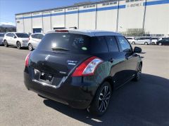 Photo of the vehicle Suzuki Swift