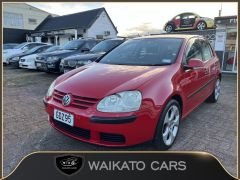 Photo of the vehicle Volkswagen Golf