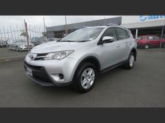 Photo of the vehicle Toyota RAV4